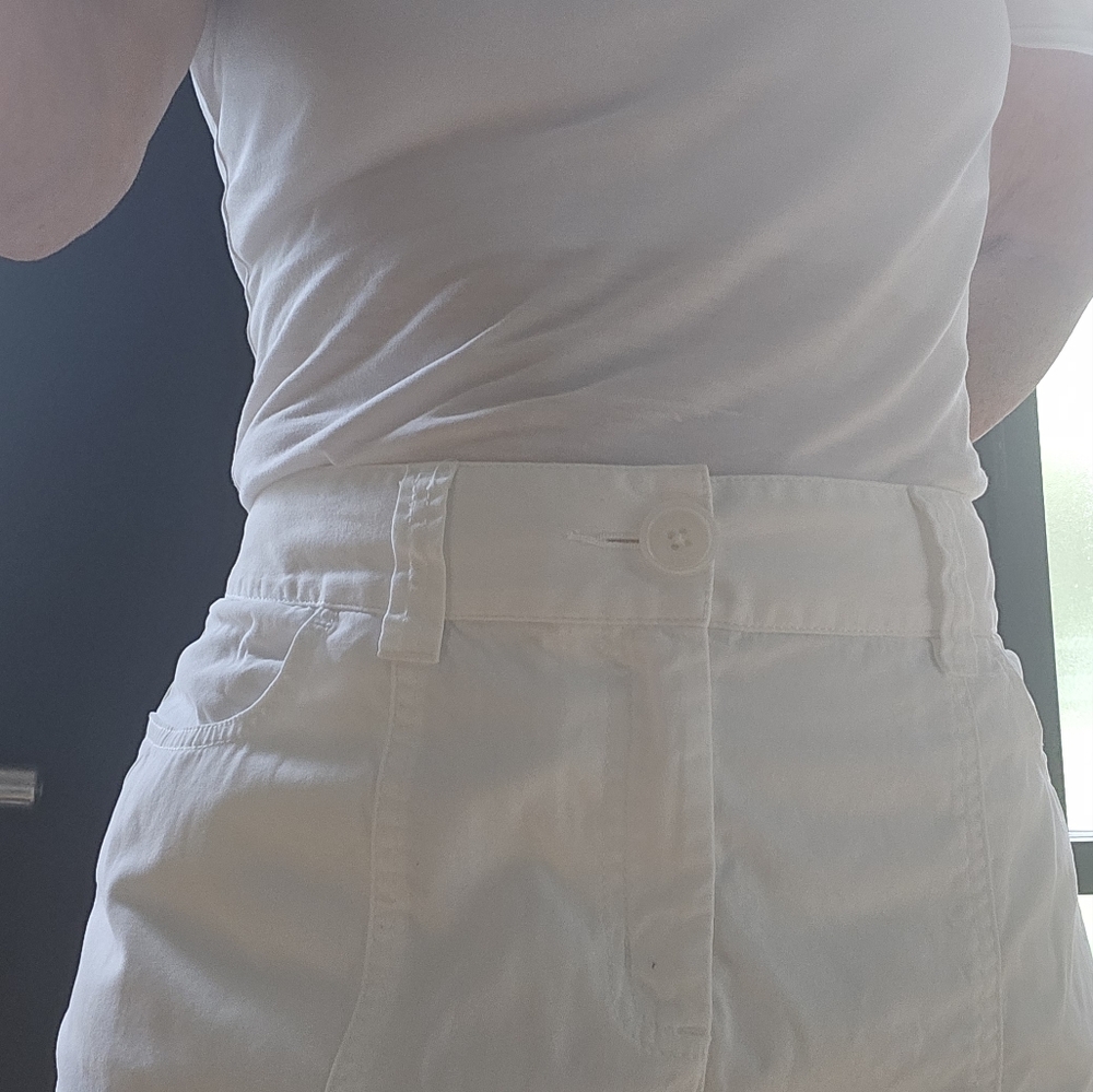 🤍 White Skirt size 8~ Michael Kors